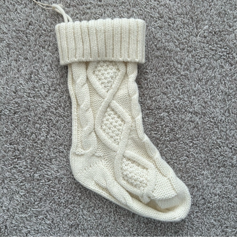 Cream Cable Knit Stocking - Picture 2 of 3